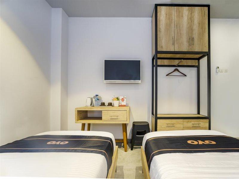 Отель Super Oyo Collection O 2627 Ratamya Co-Living Джокьякарта Экстерьер фото