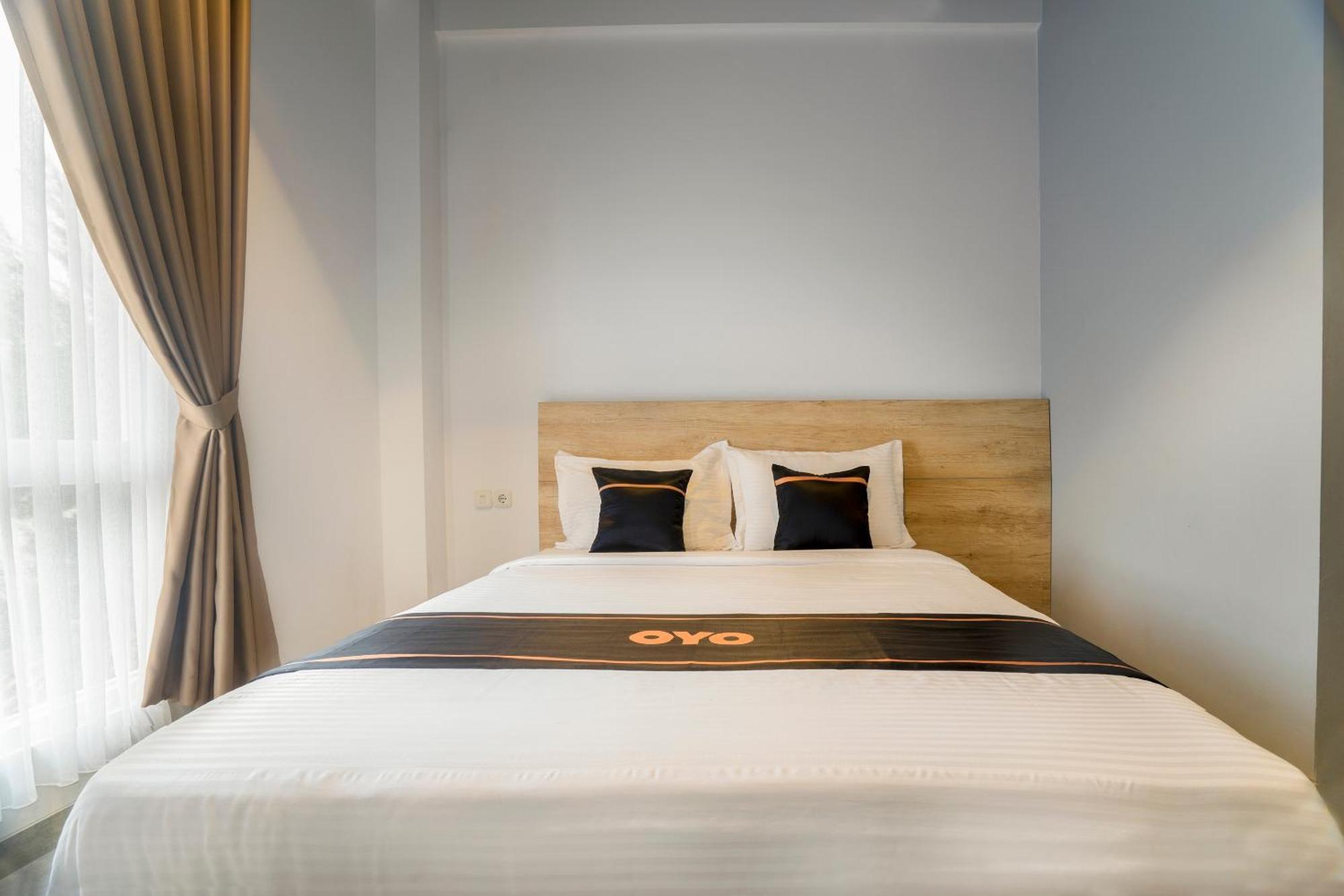 Отель Super Oyo Collection O 2627 Ratamya Co-Living Джокьякарта Экстерьер фото